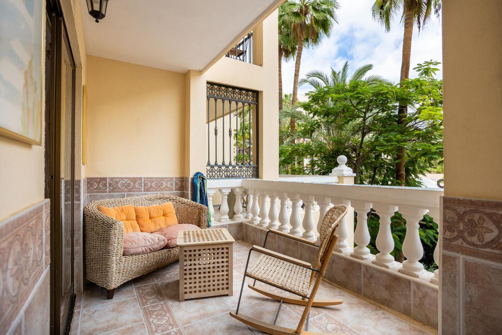 Castle Harbour Melanie'S Apartment By Lovetenerife Los Cristianos  Exterior photo